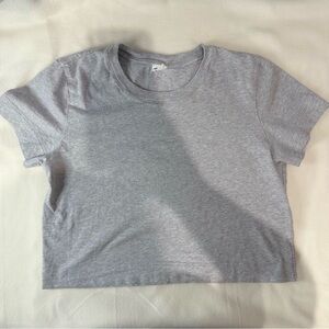 Wilfred Free Grey Cropped T-Shirt – Aritzia